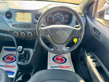 Used Hyundai i10 2018 for sale - 74965666: Photo
