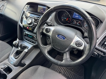 Used Ford Focus 2014 for sale - 79328965: Photo