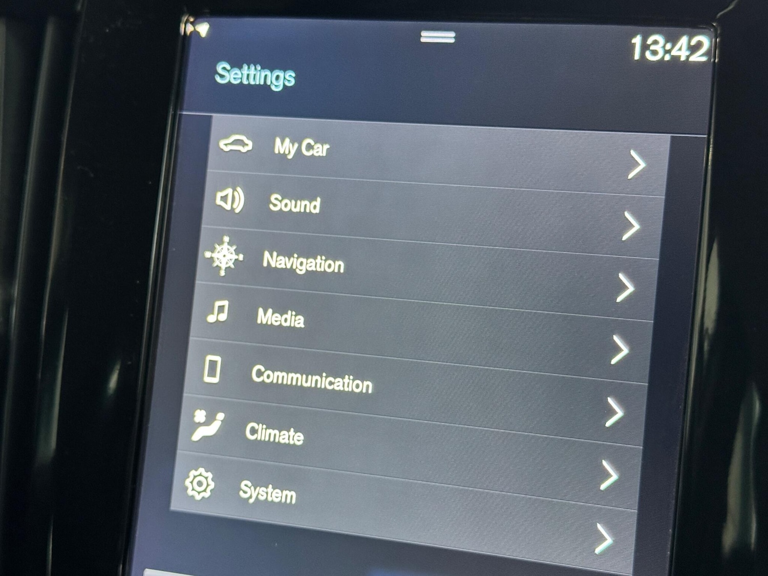 Used Volvo V90 2017 for sale - 77040042: Photo 24