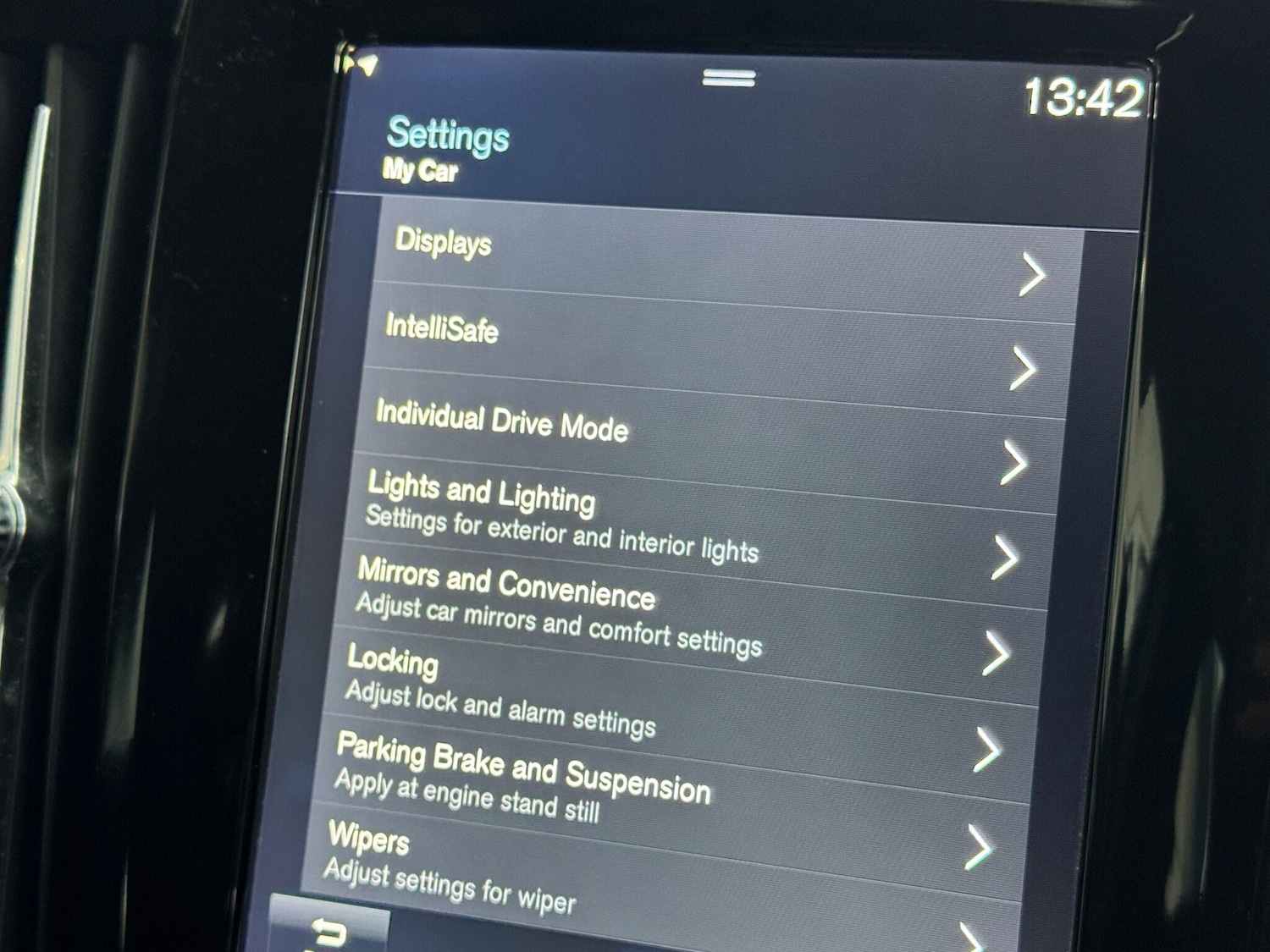 Used Volvo V90 2017 for sale - 77040042: Photo 25