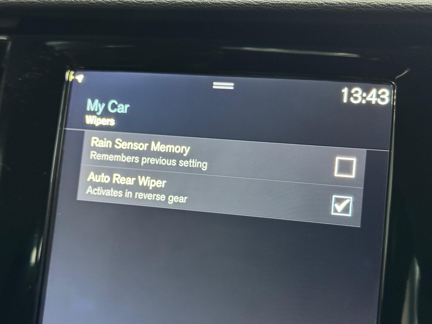 Used Volvo V90 2017 for sale - 77040042: Photo 32