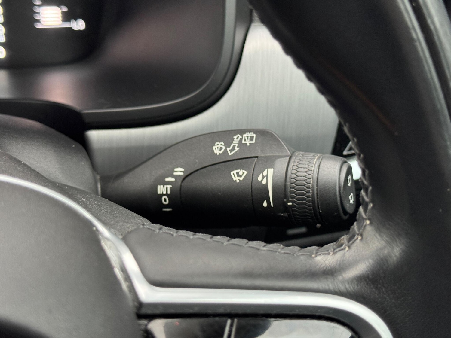 Used Volvo V90 2017 for sale - 77040042: Photo 42