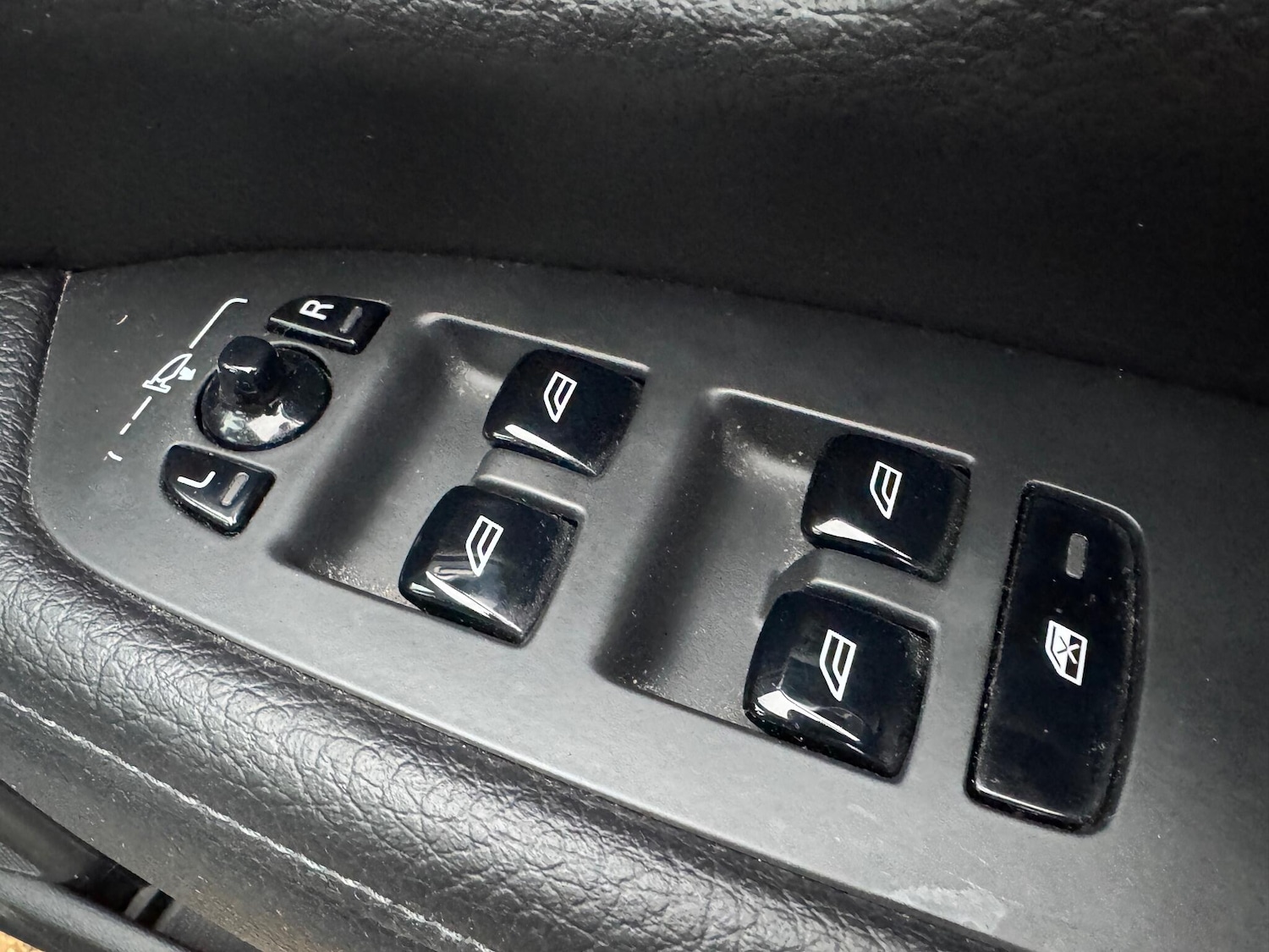 Used Volvo V90 2017 for sale - 77040042: Photo 45