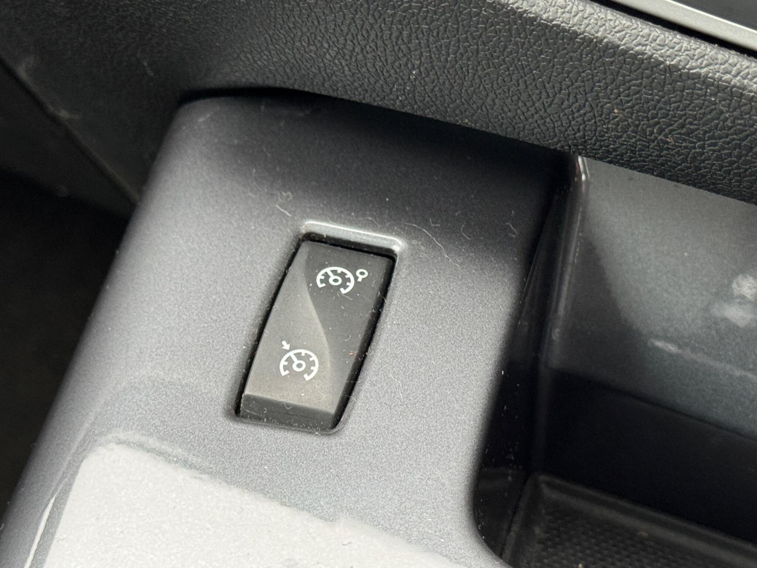 Used Renault Scenic Xmod 2013 for sale - 77940011: Photo 18