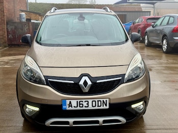Used Renault Scenic Xmod 2013 for sale - 77940011: Photo