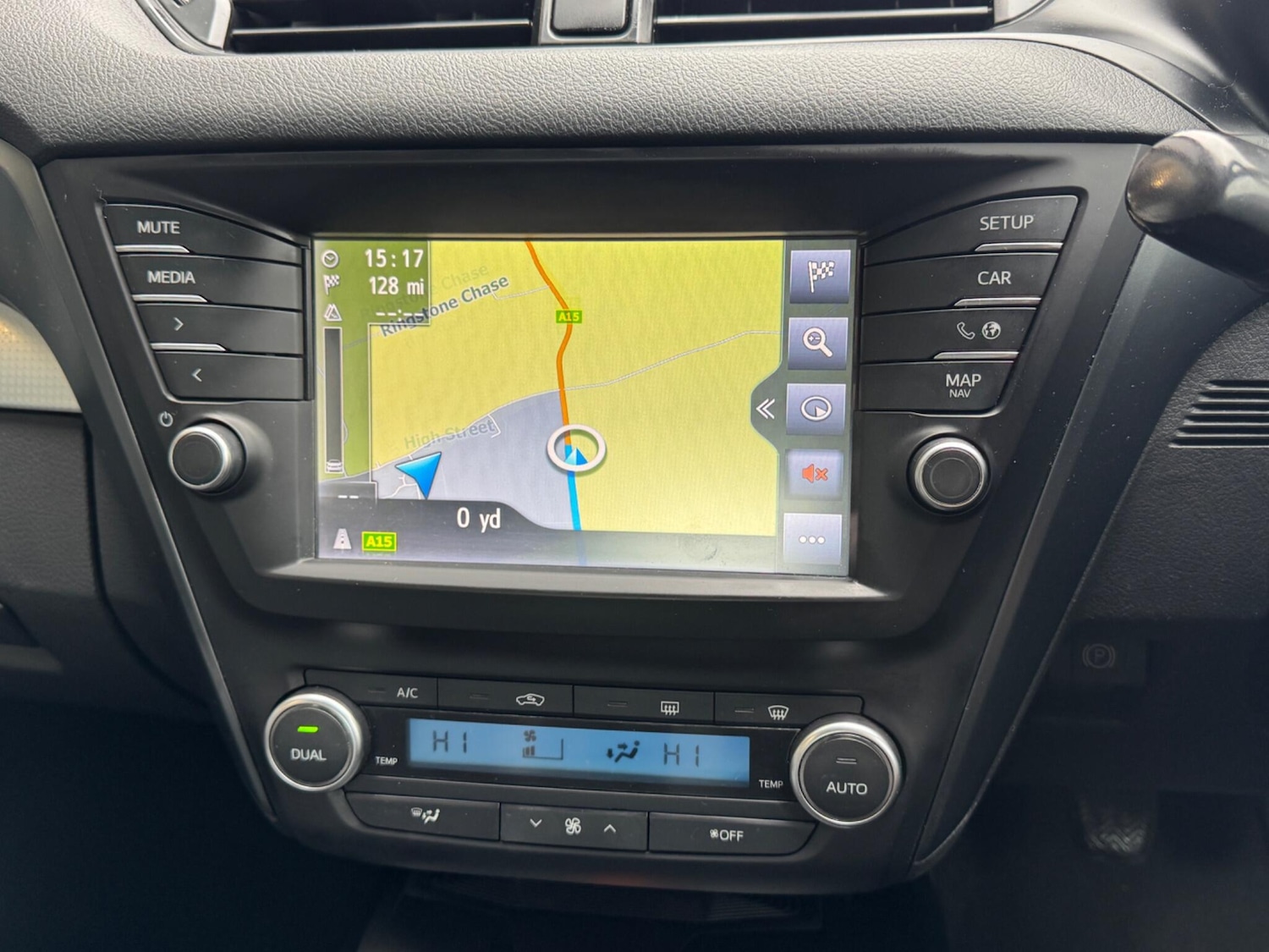 Used Toyota Avensis 2016 for sale - 78048228: Photo 10