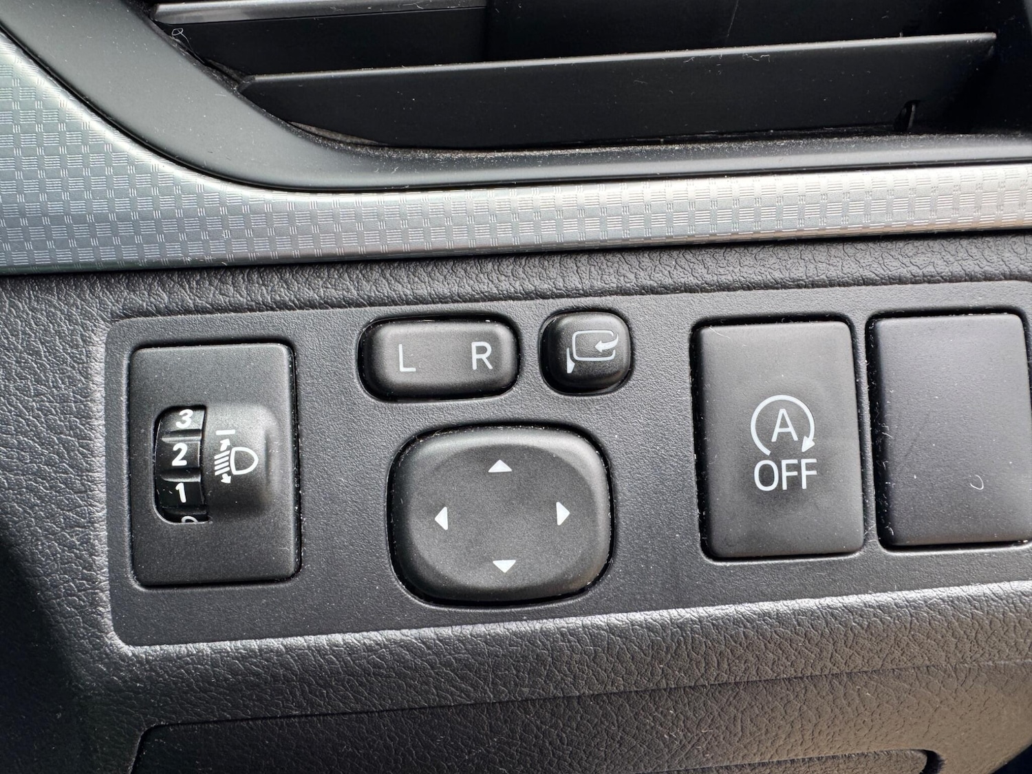 Used Toyota Avensis 2016 for sale - 78048228: Photo 26