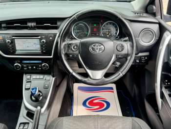 Used Toyota Auris 2015 for sale - 74811275: Photo