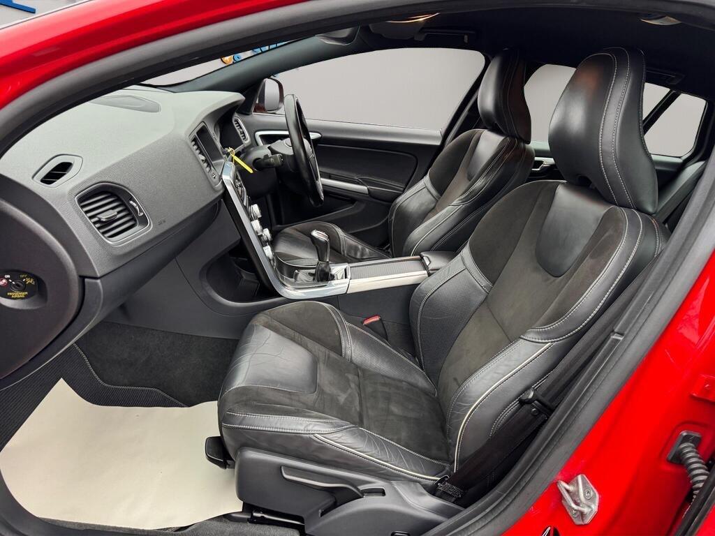 Used Volvo V60 2015 for sale - 77057619: Photo 34