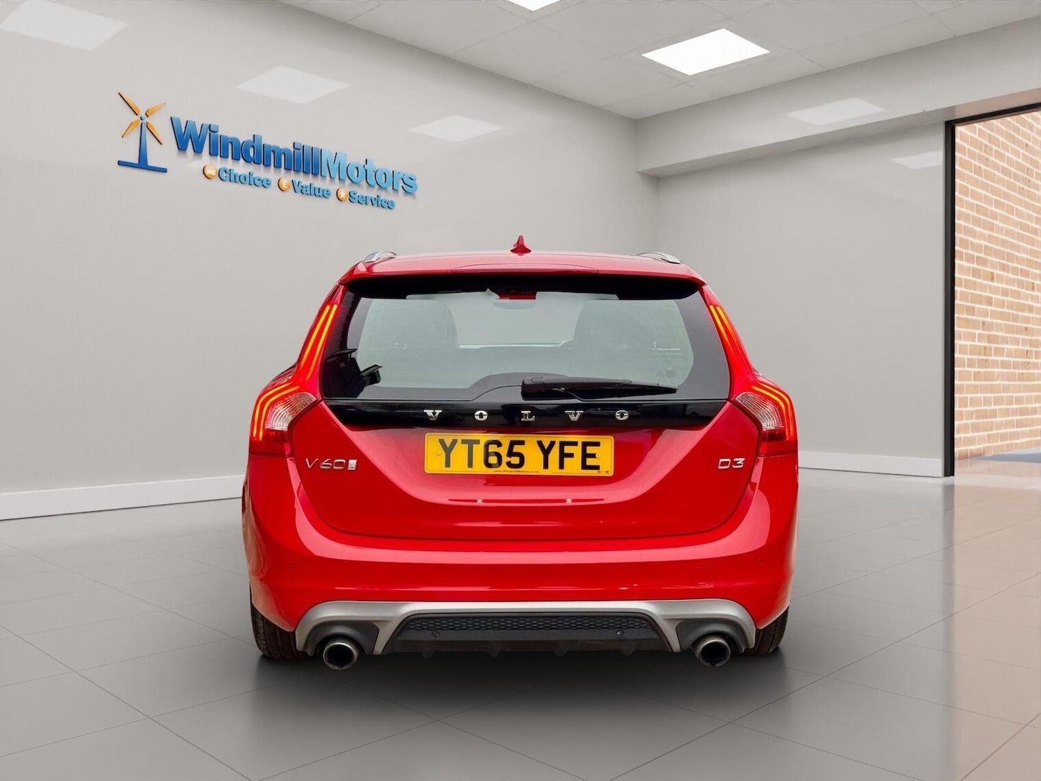 Used Volvo V60 2015 for sale - 77057619: Photo 9