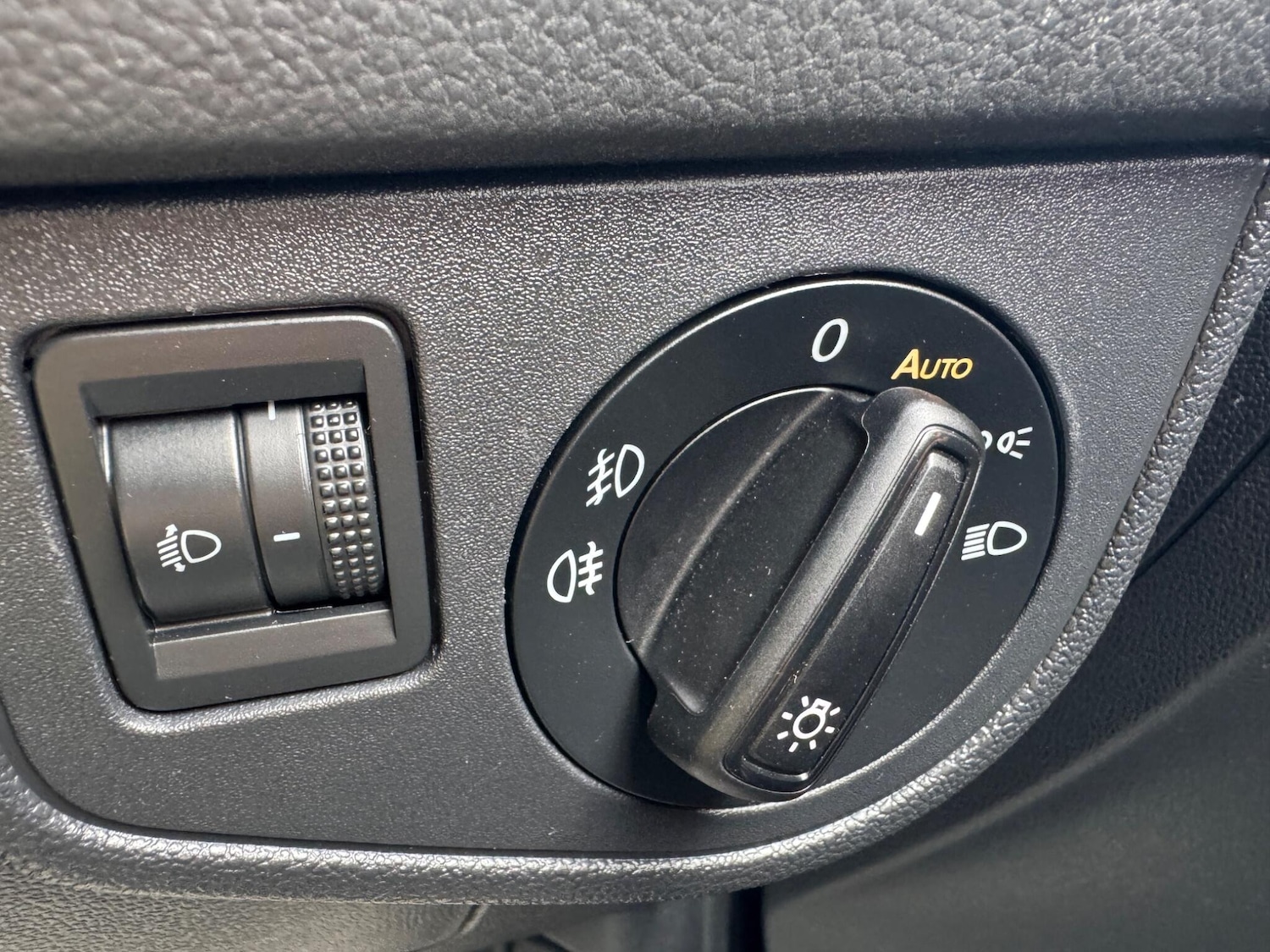 Used Volkswagen Polo for sale - 78185081: Photo 32