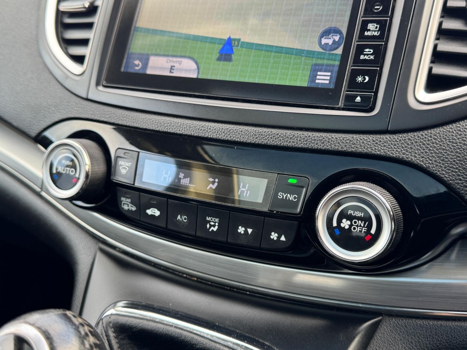 Used Honda CR-V 2015 for sale - 76633244: Photo 24