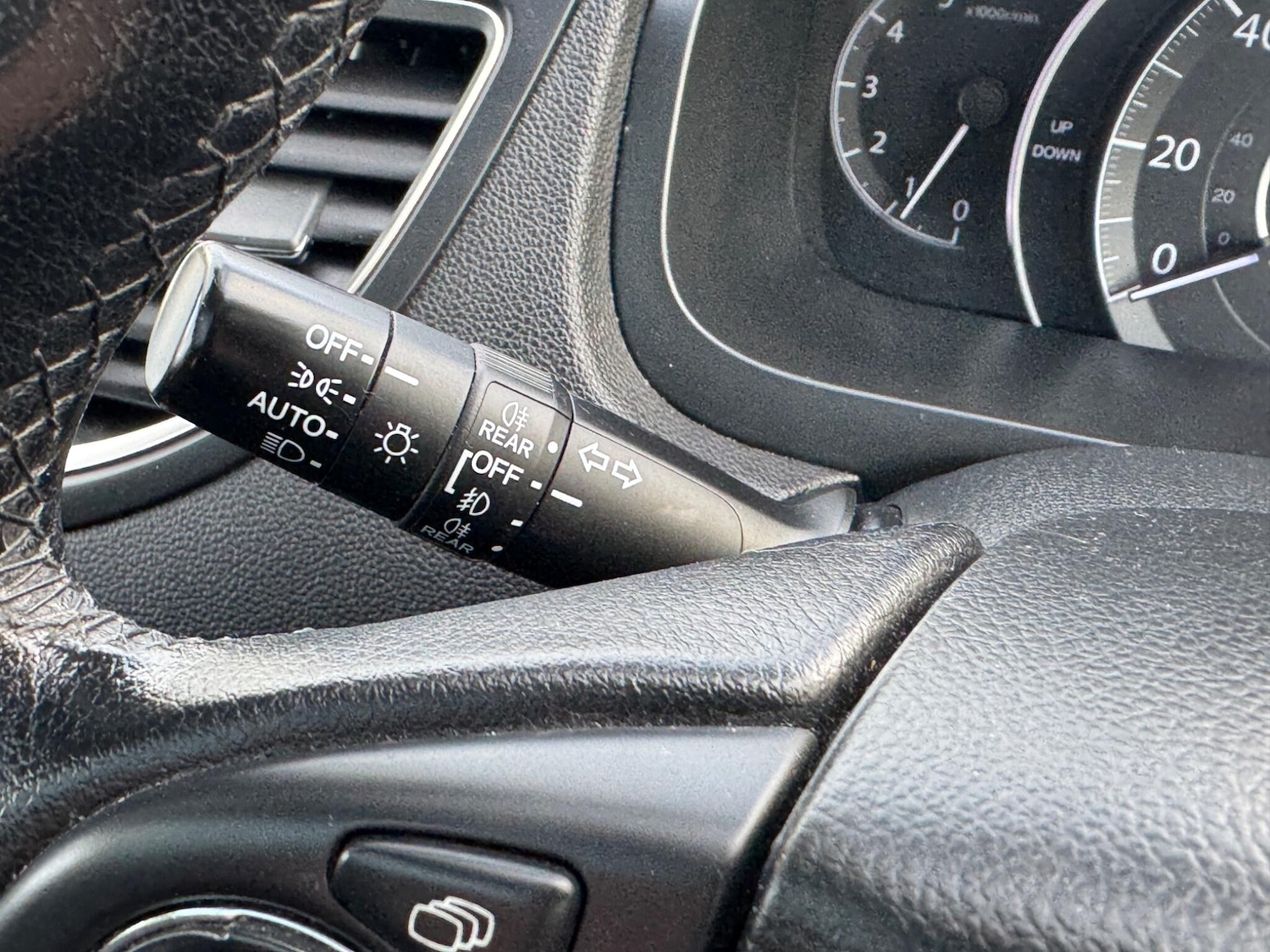 Used Honda CR-V 2015 for sale - 76633244: Photo 29