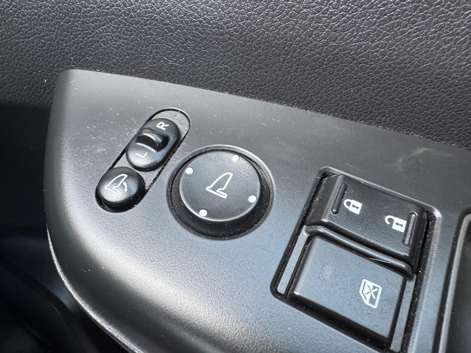 Used Honda CR-V 2015 for sale - 76633244: Photo 35