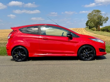 Used Ford Fiesta 2016 for sale - 75543915: Photo