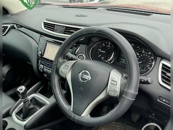 Used Nissan Qashqai 2015 for sale - 78244229: Photo