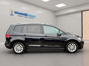 Used Volkswagen Touran 2016 for sale - 78480913: Photo