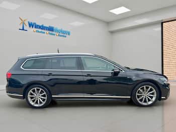 Used Volkswagen Passat 2023 for sale - 79756128: Photo