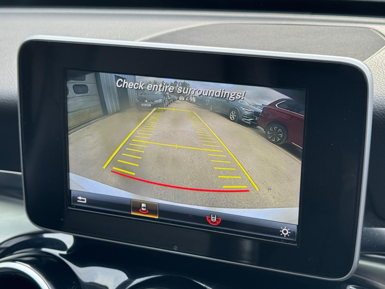 Used Mercedes-Benz C Class 2015 for sale - 77598039: Photo 10