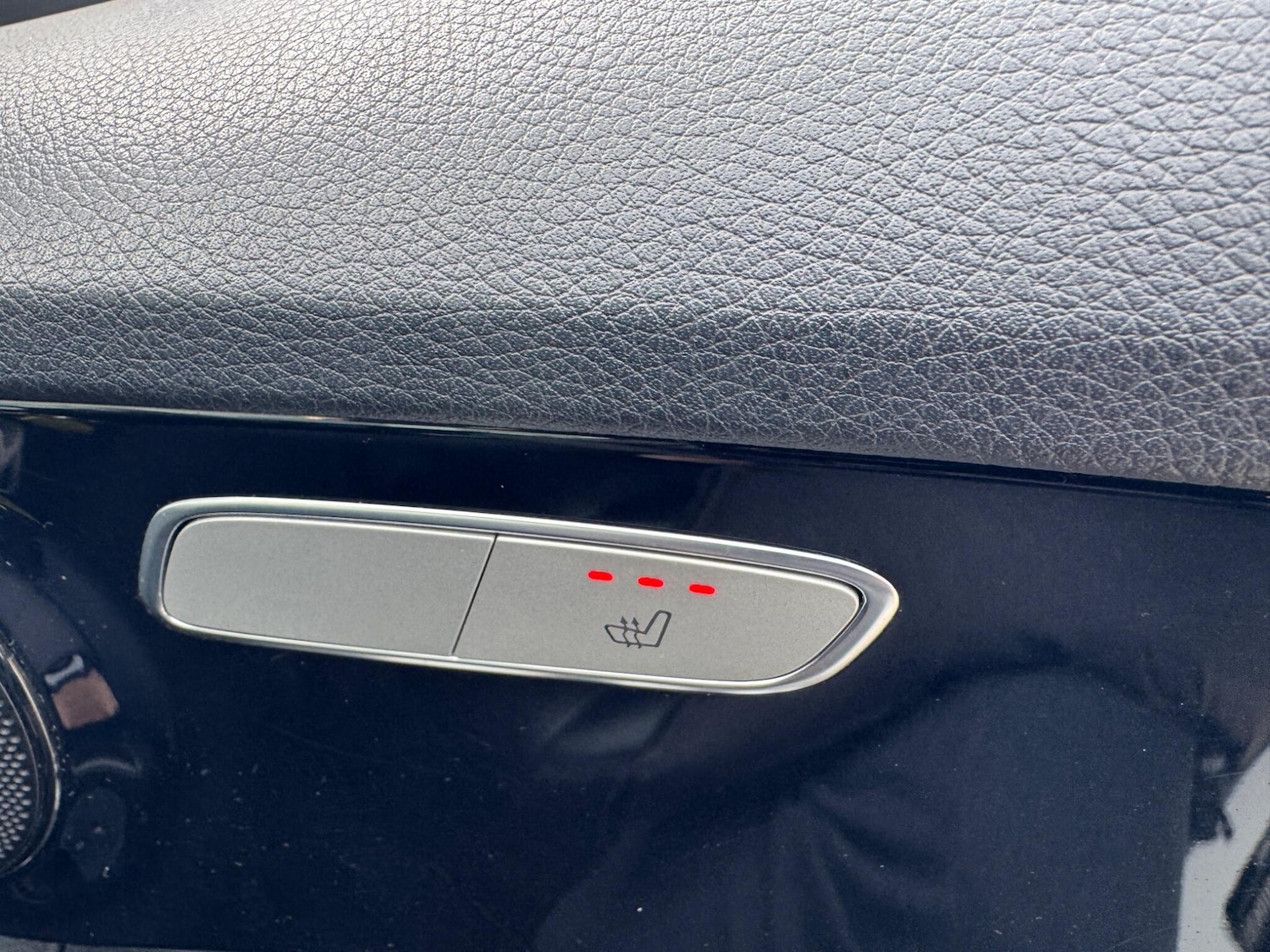 Used Mercedes-Benz C Class 2015 for sale - 77598039: Photo 11