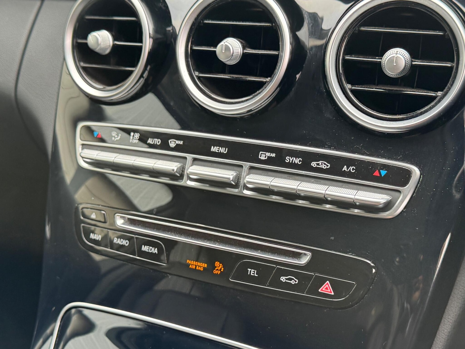 Used Mercedes-Benz C Class 2015 for sale - 77598039: Photo 19