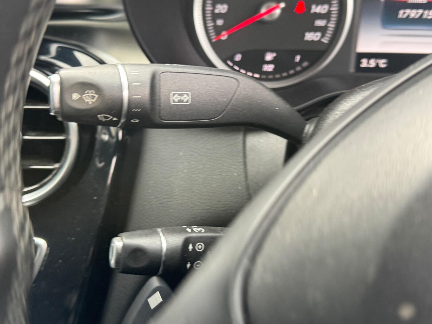 Used Mercedes-Benz C Class 2015 for sale - 77598039: Photo 23