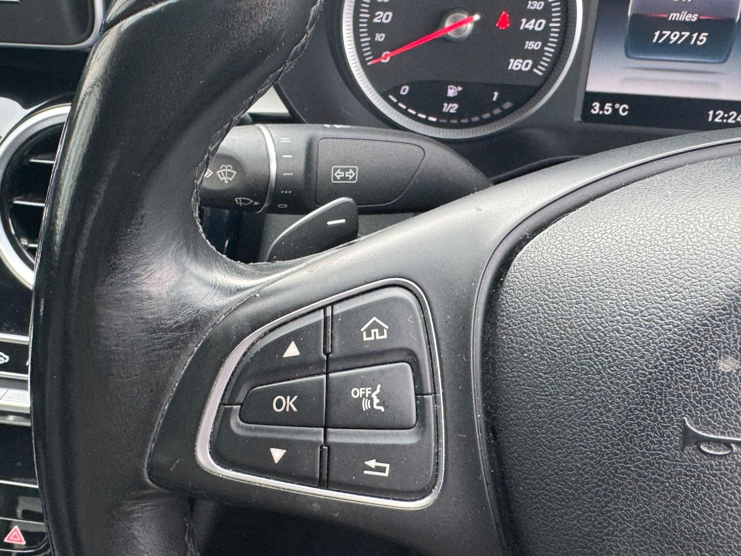 Used Mercedes-Benz C Class 2015 for sale - 77598039: Photo 24