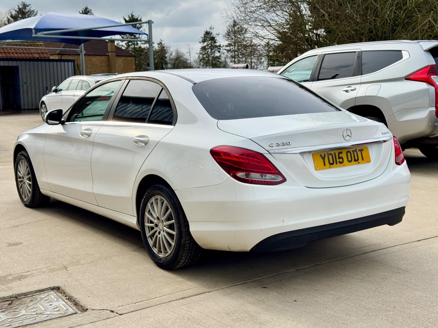 Used Mercedes-Benz C Class 2015 for sale - 77598039: Photo 5
