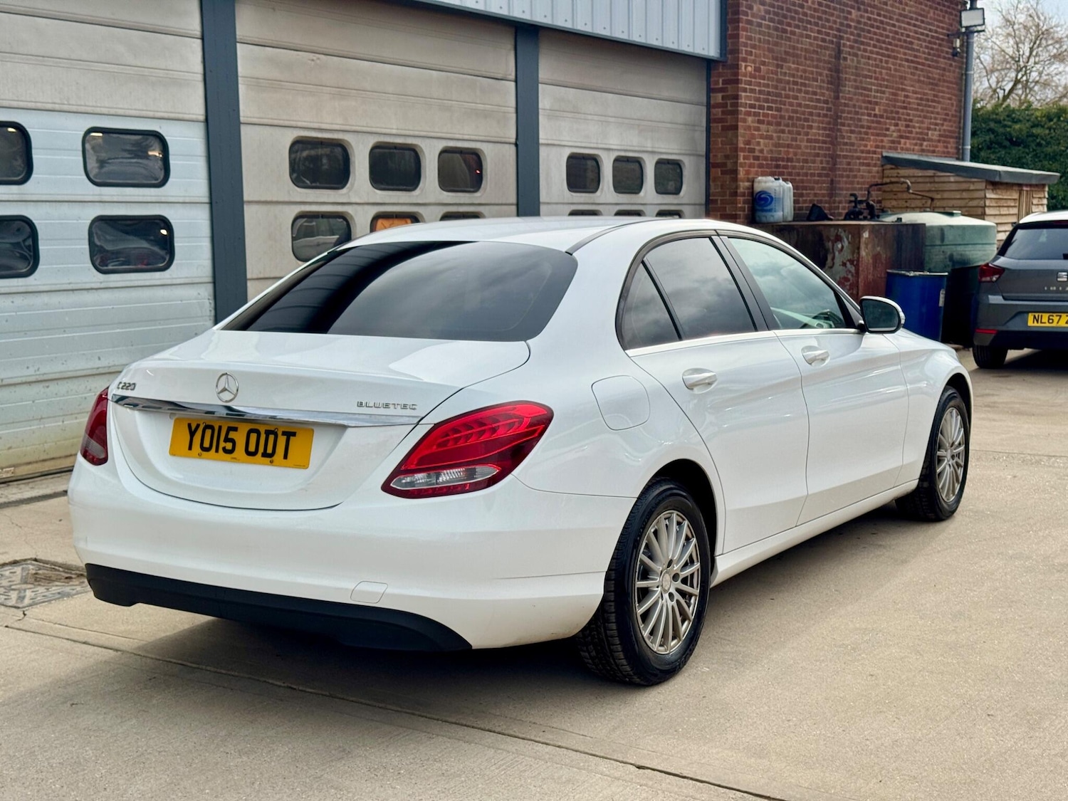 Used Mercedes-Benz C Class 2015 for sale - 77598039: Photo 7