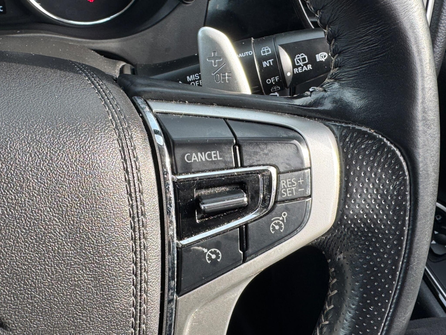 Used Mitsubishi Outlander 2018 for sale - 77783784: Photo 27