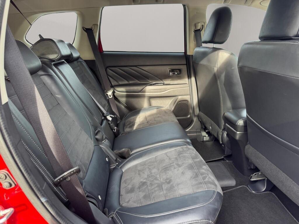 Used Mitsubishi Outlander 2018 for sale - 77783784: Photo 33