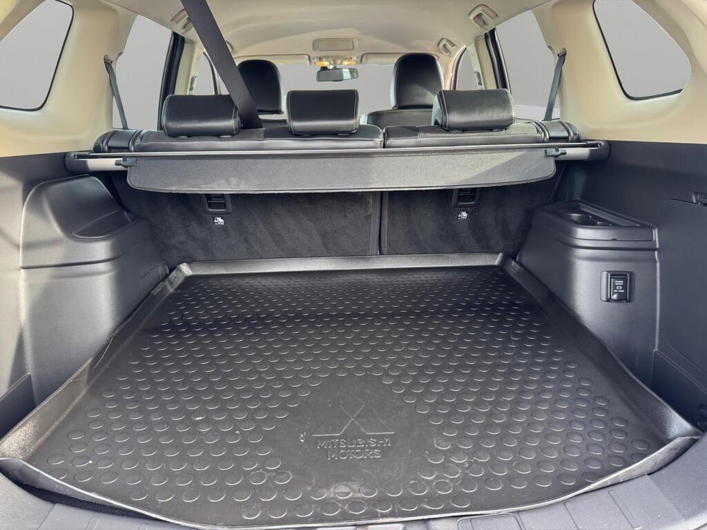 Used Mitsubishi Outlander 2018 for sale - 77783784: Photo 35