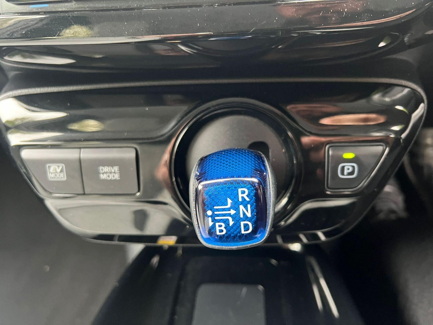 Used Toyota Prius 2019 for sale - 76388636: Photo 13