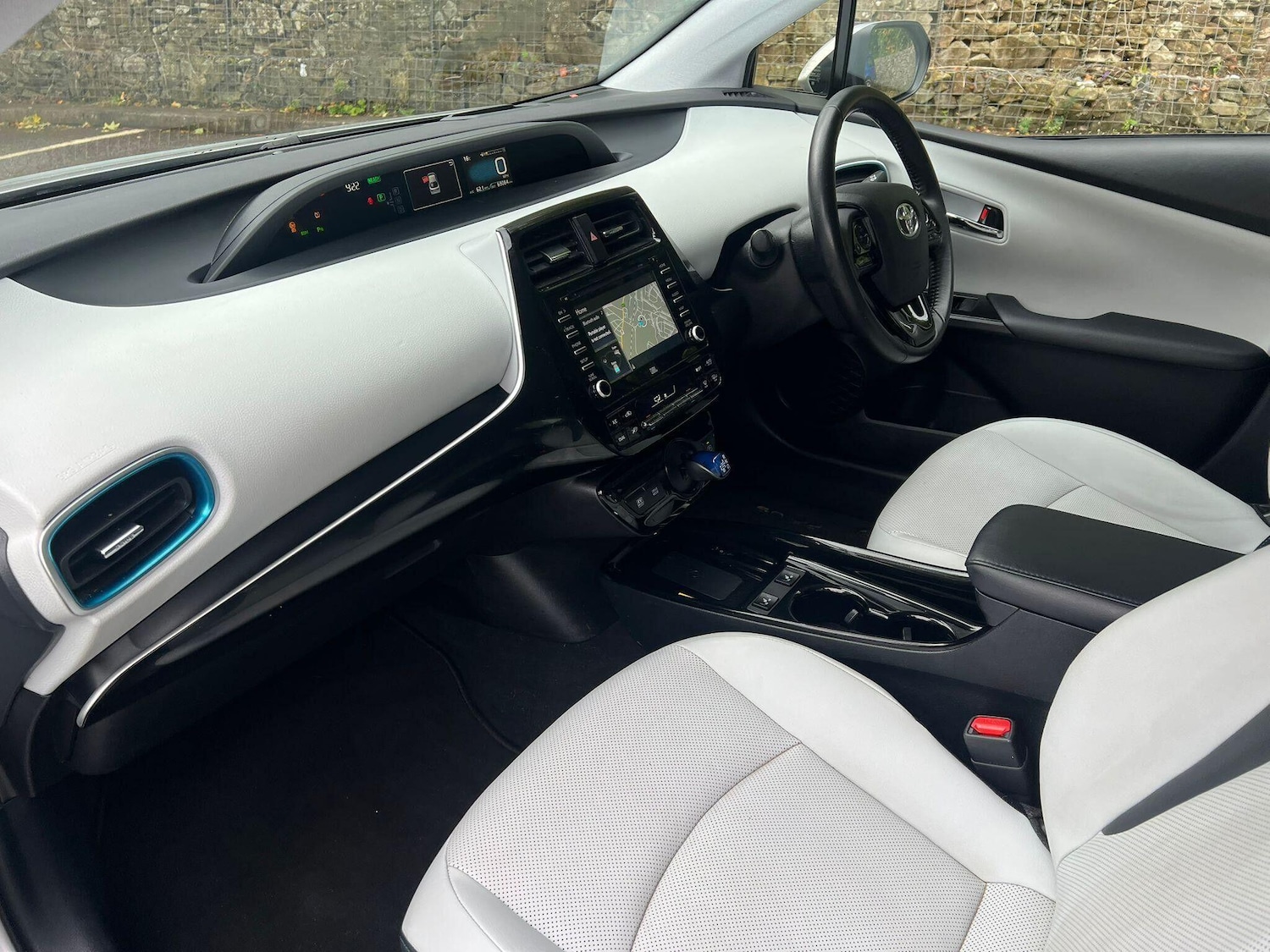 Used Toyota Prius 2019 for sale - 76388636: Photo 5