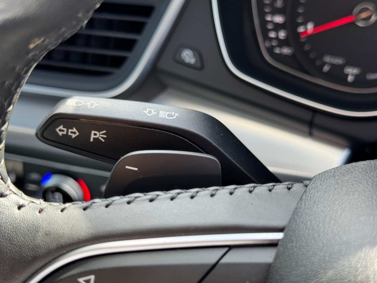 Used Audi Q5 2018 for sale - 77549880: Photo 39