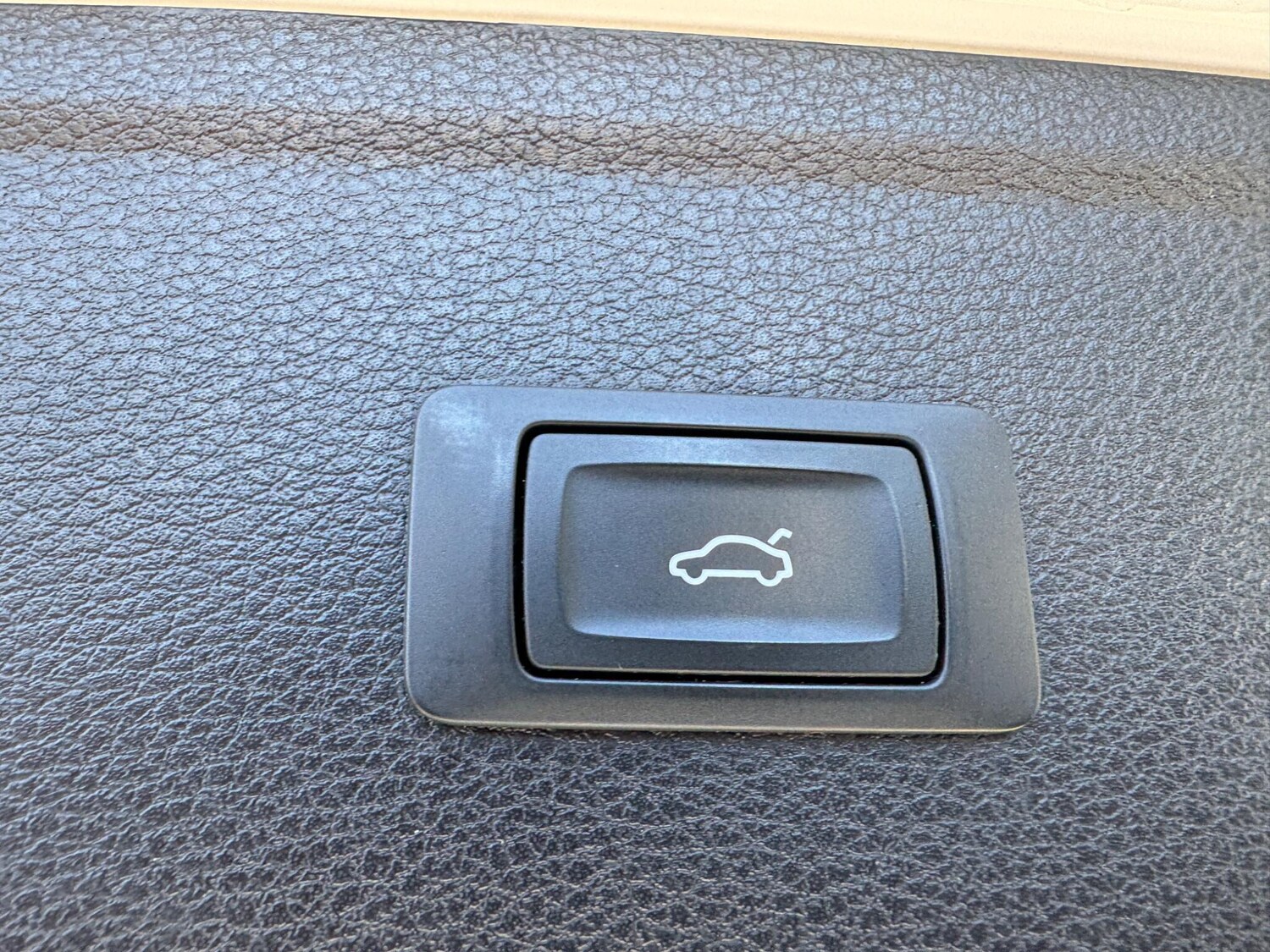 Used Audi Q5 2018 for sale - 77549880: Photo 45