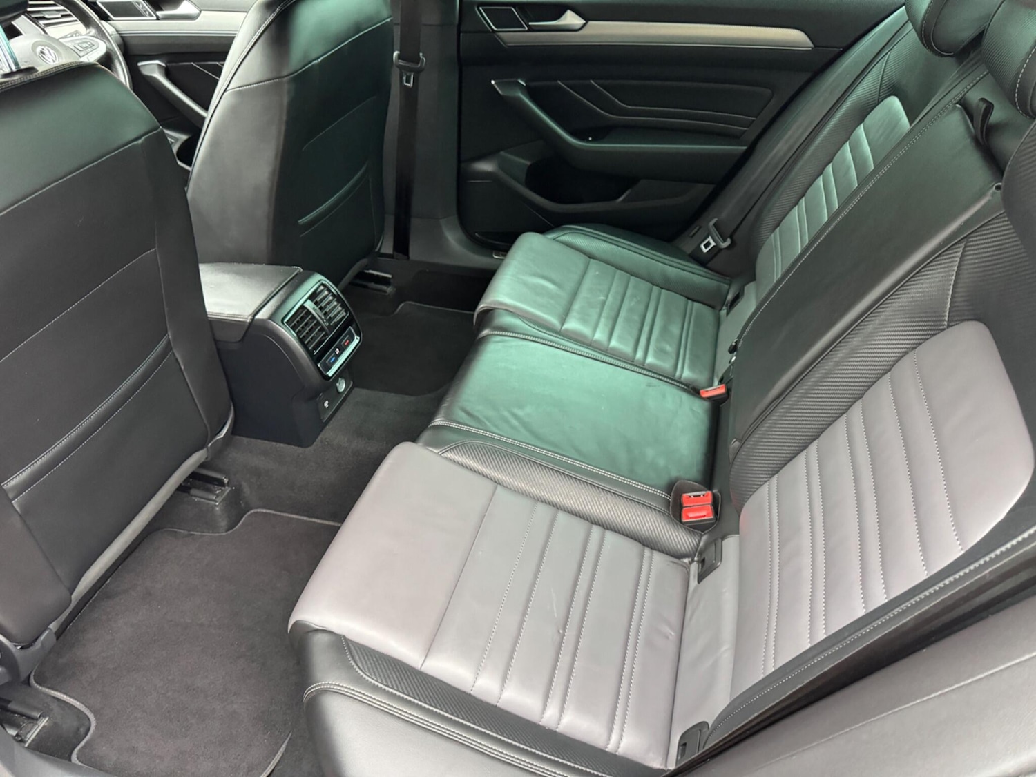 Used Volkswagen Passat 2020 for sale - 75927801: Photo 61