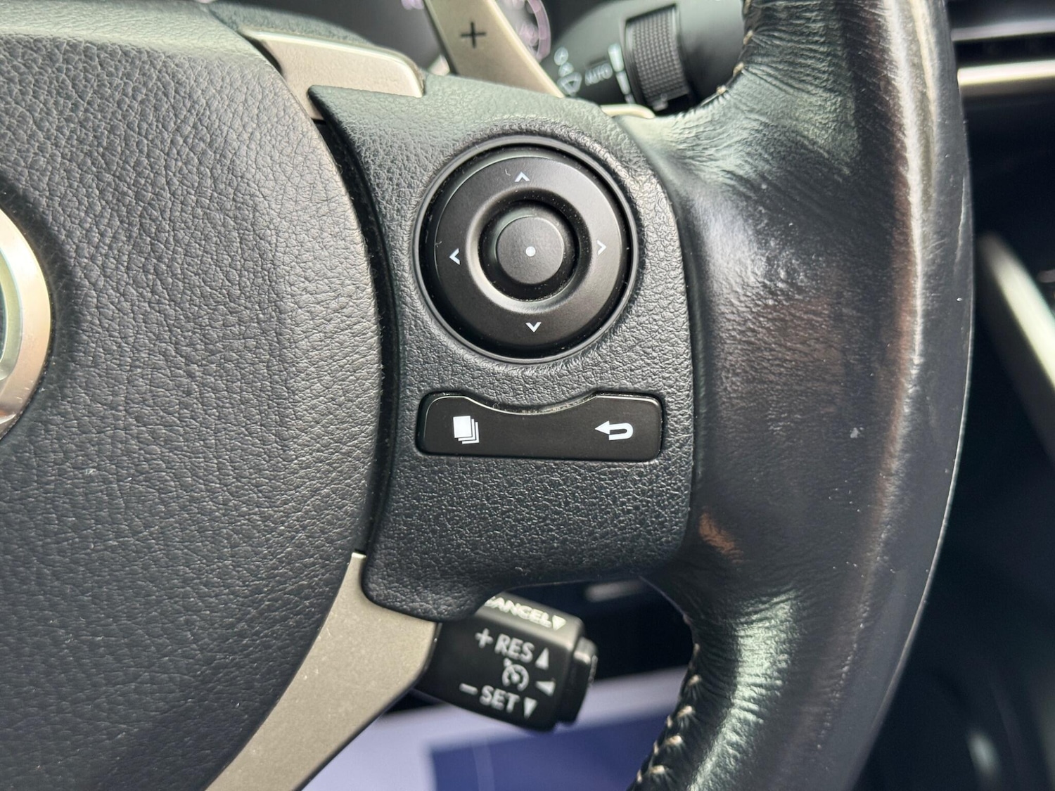 Used Lexus IS for sale - 76528122: Photo 30