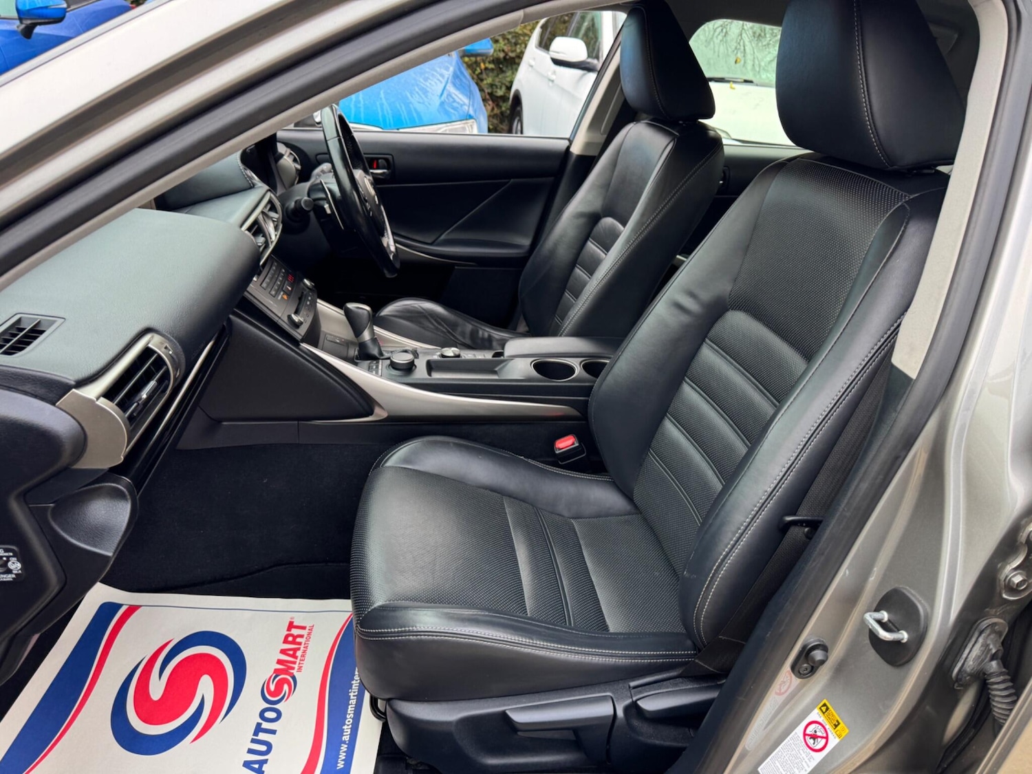 Used Lexus IS for sale - 76528122: Photo 40