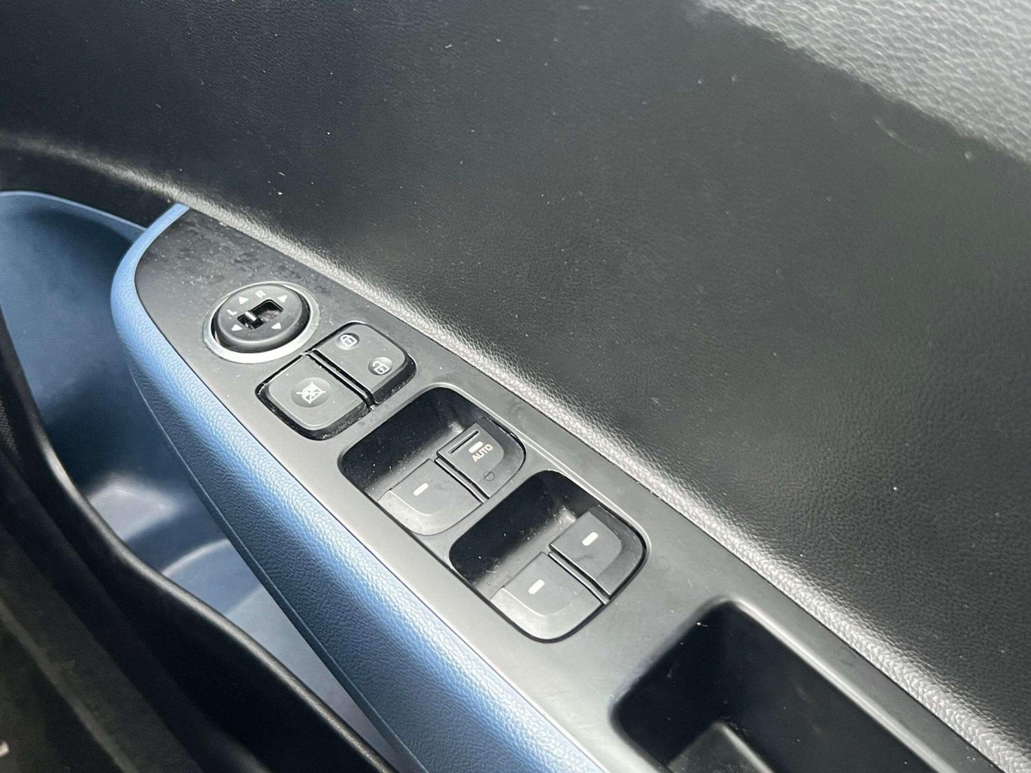 Used Hyundai i10 2016 for sale - 77537834: Photo 14