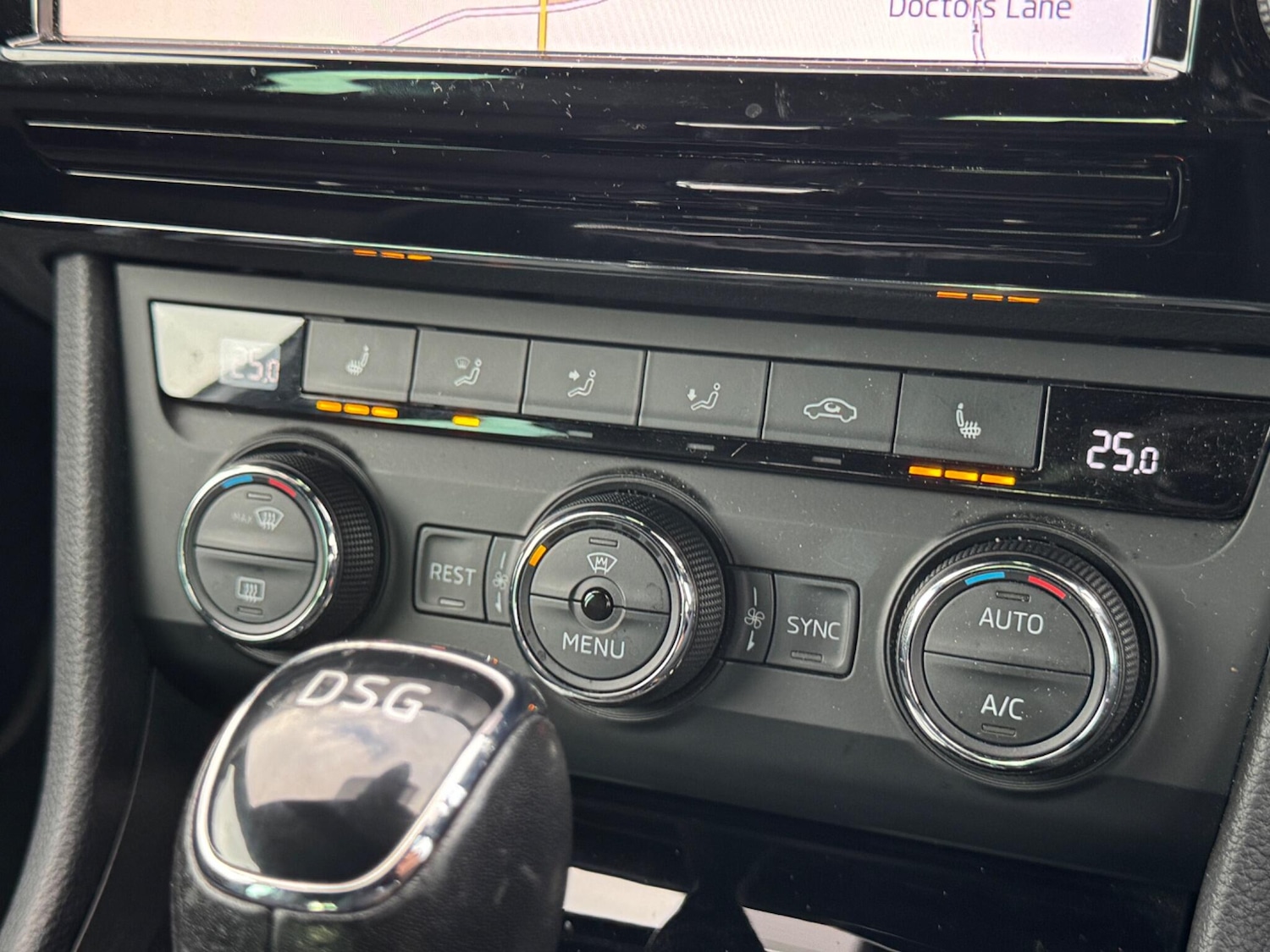 Used Skoda Superb 2017 for sale - 76753138: Photo 19