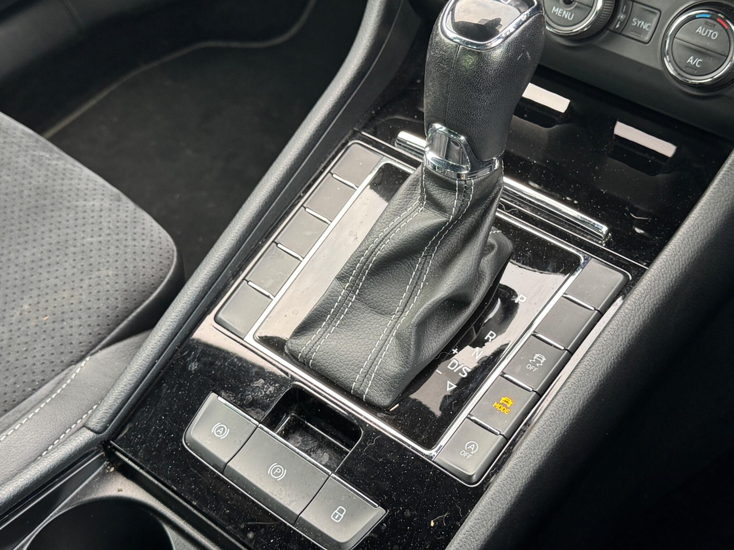 Used Skoda Superb 2017 for sale - 76753138: Photo 20