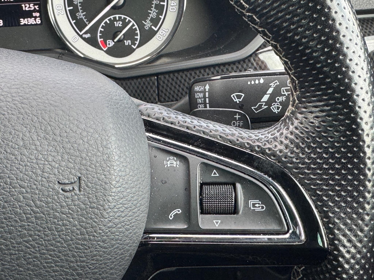 Used Skoda Superb 2017 for sale - 76753138: Photo 26