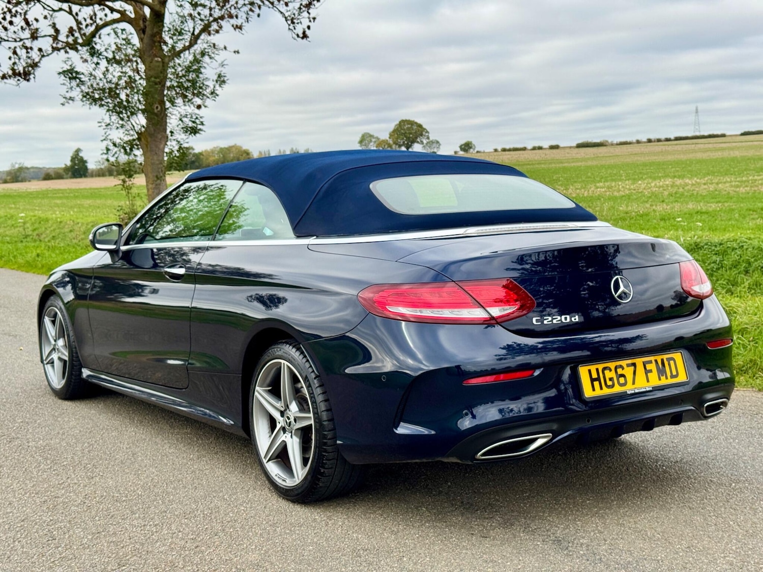 Used Mercedes-Benz C Class 2018 for sale - 76166325: Photo 10