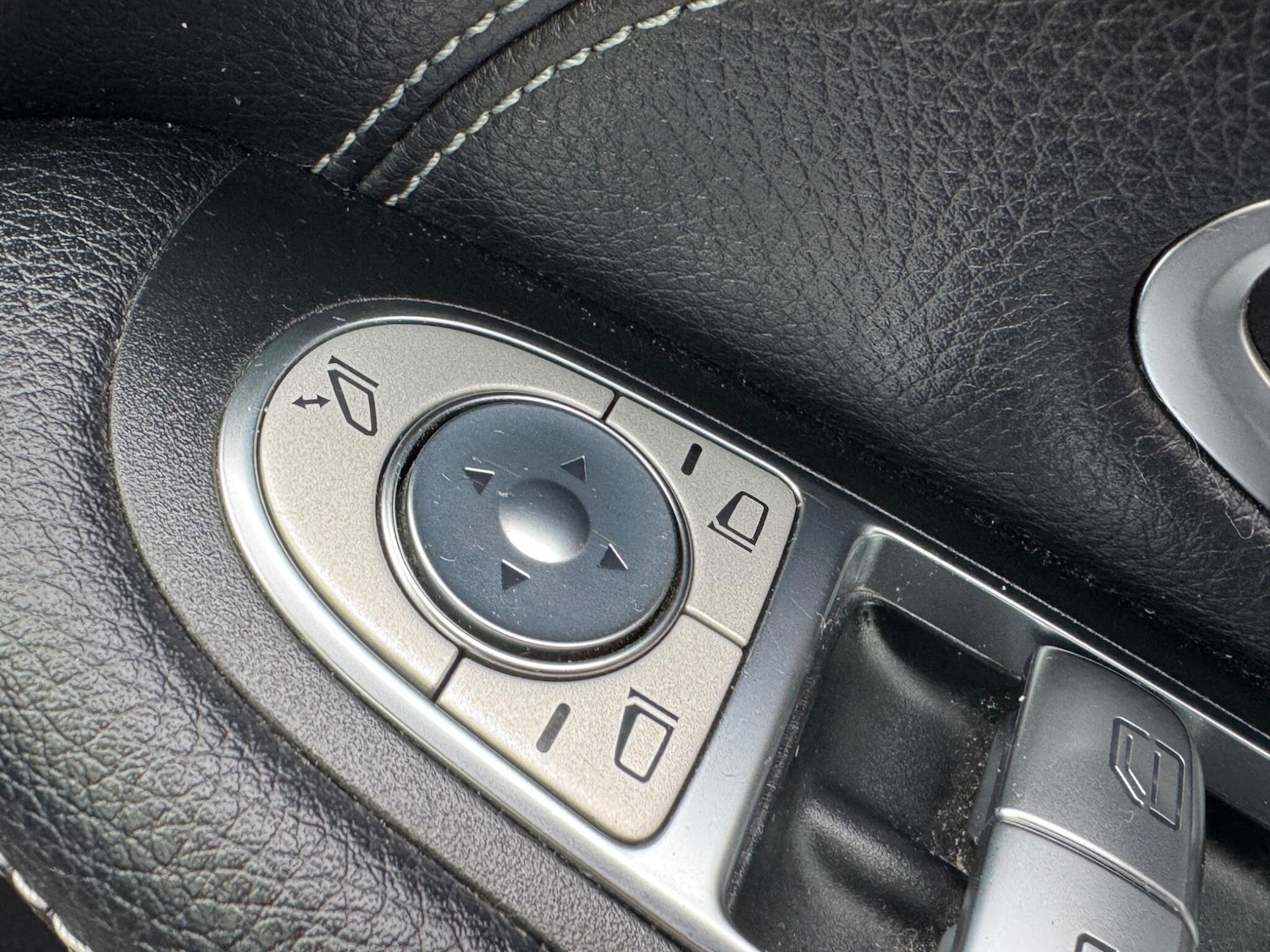 Used Mercedes-Benz C Class 2018 for sale - 76166325: Photo 60