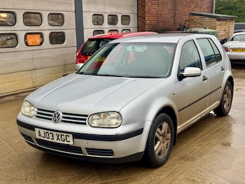 Used Volkswagen Golf 2003 for sale - 77166957: Photo