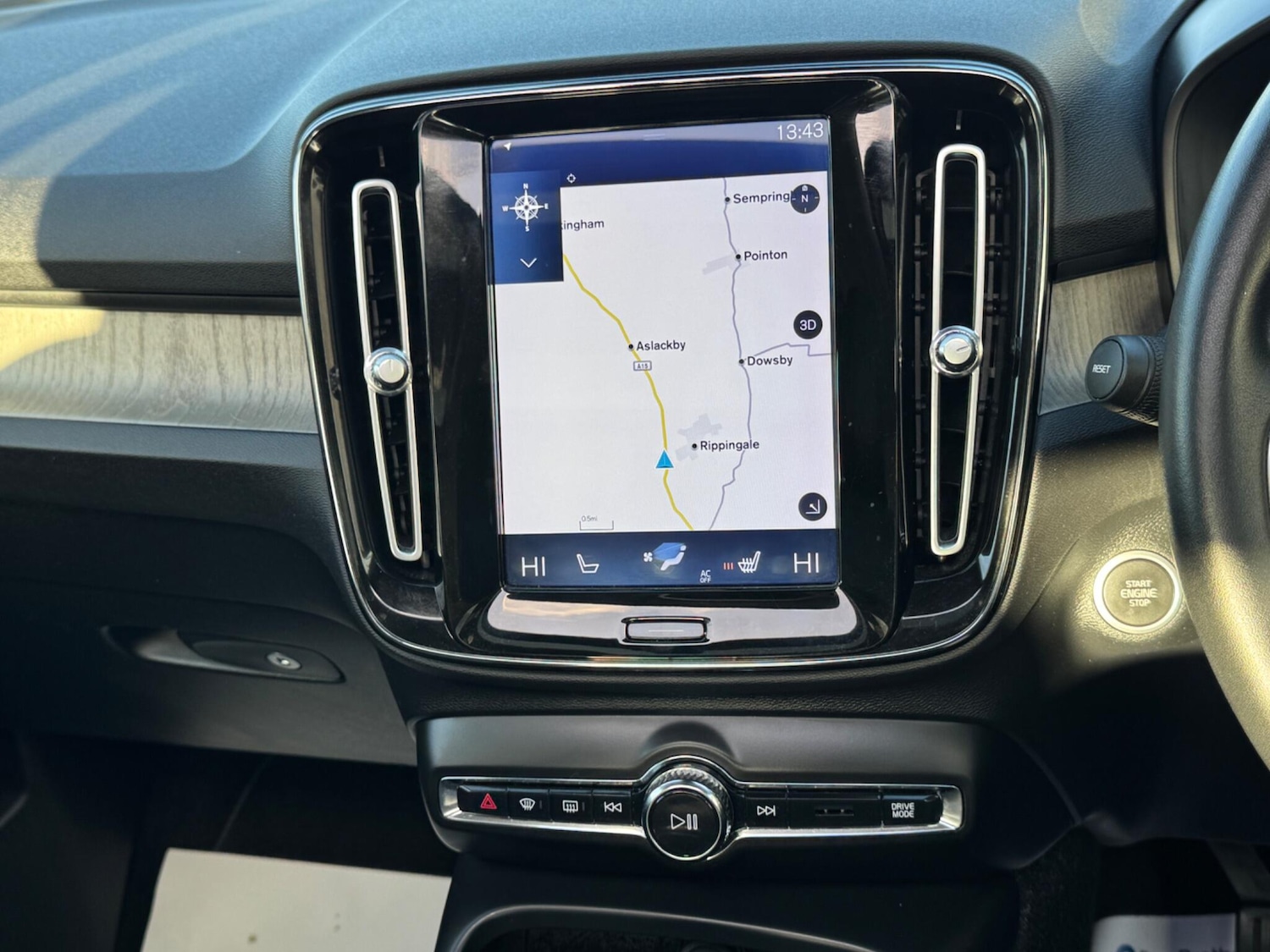 Used Volvo XC40 2019 for sale - 76743565: Photo 15