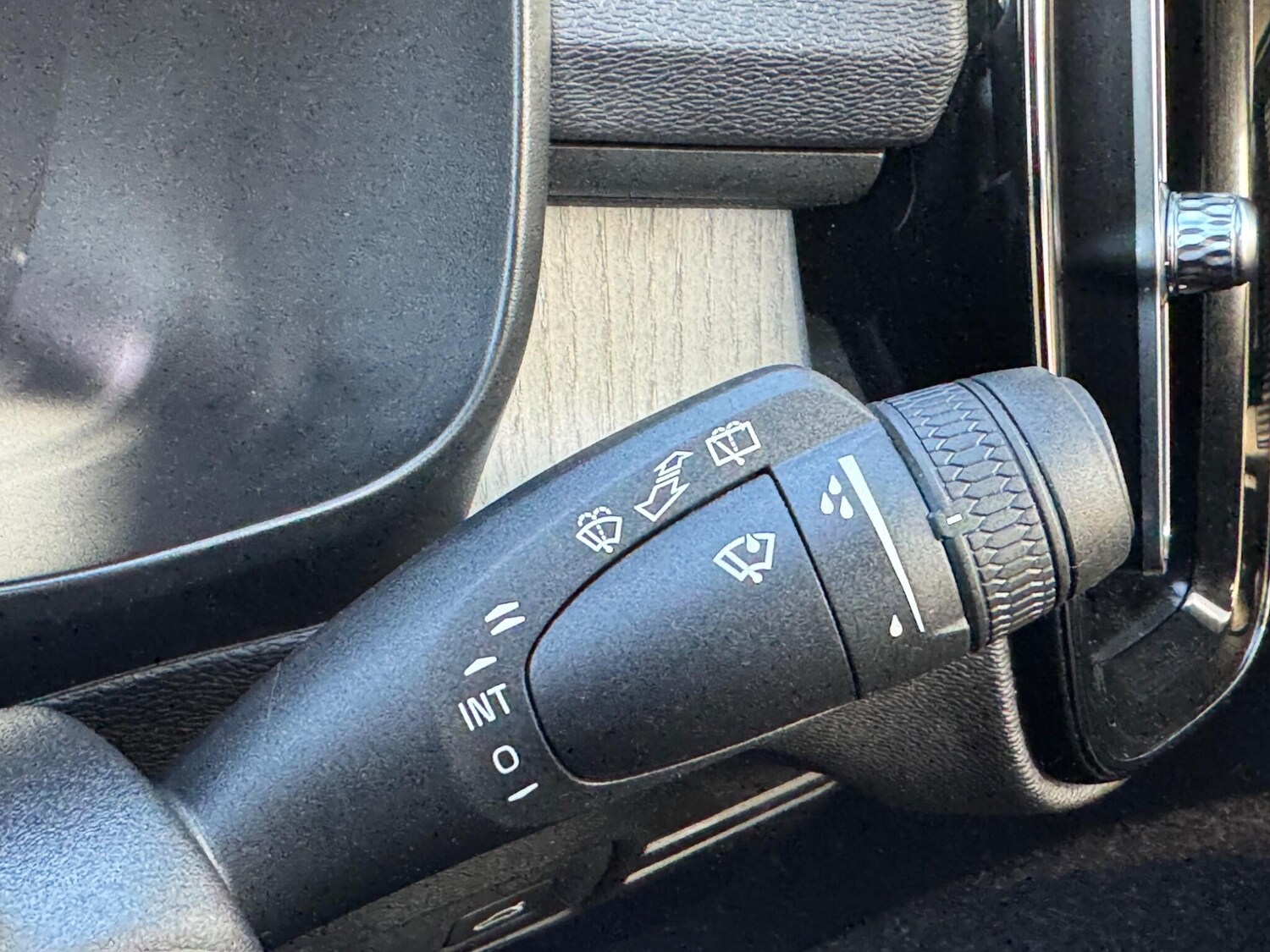 Used Volvo XC40 2019 for sale - 76743565: Photo 40