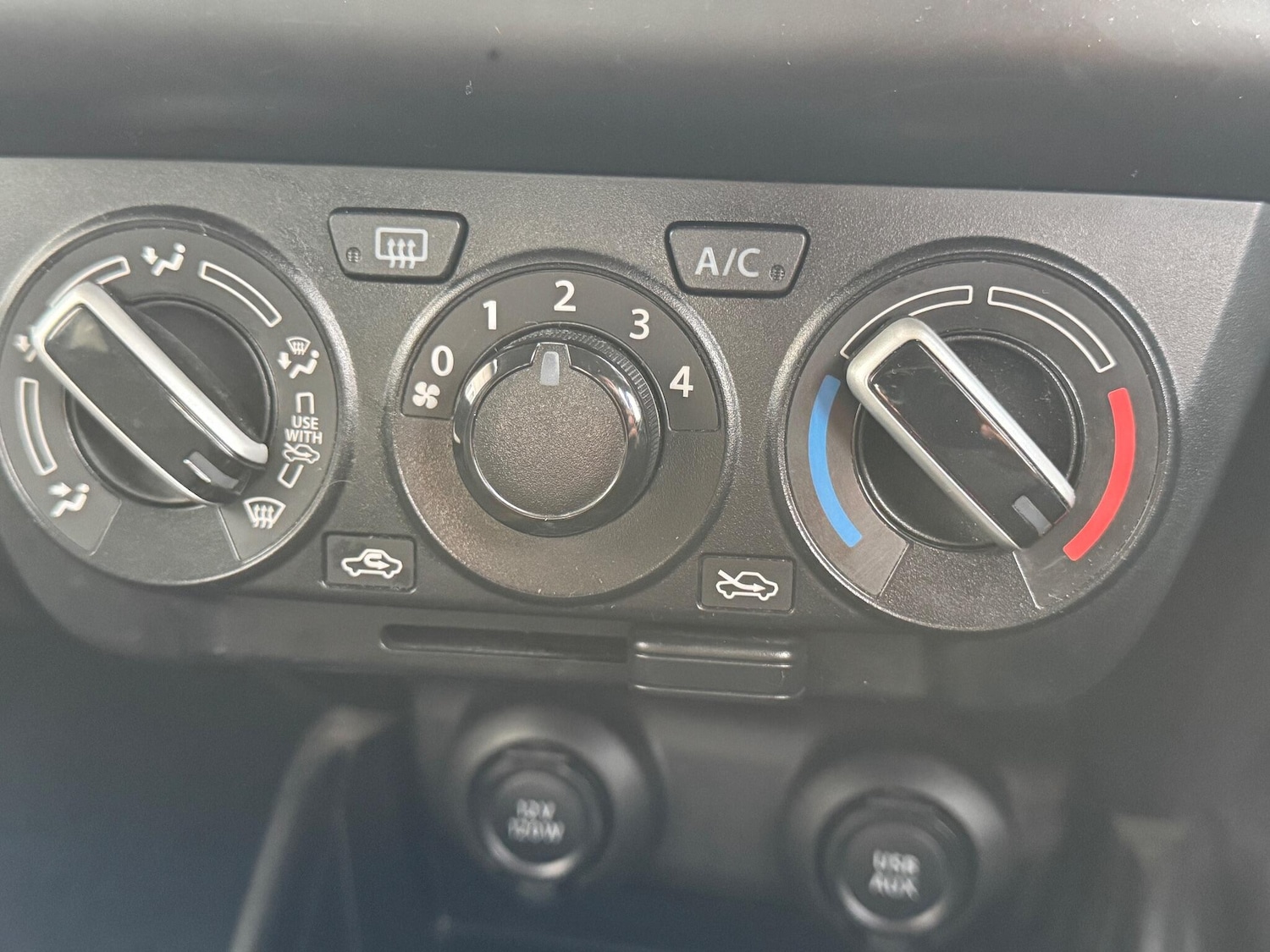 Used Suzuki Swift 2022 for sale - 77074333: Photo 12