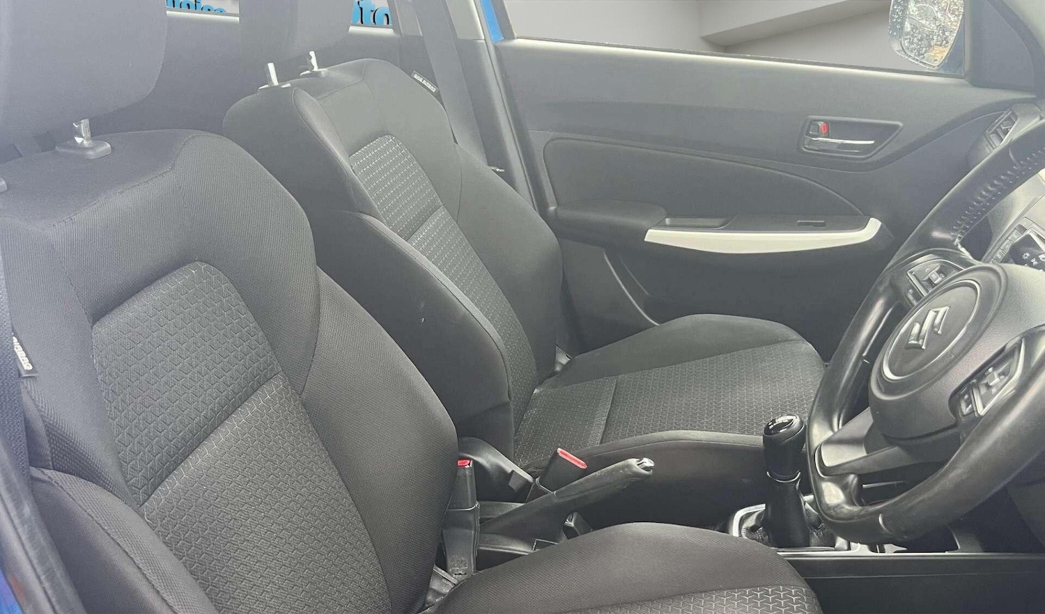 Used Suzuki Swift 2022 for sale - 77074333: Photo 8